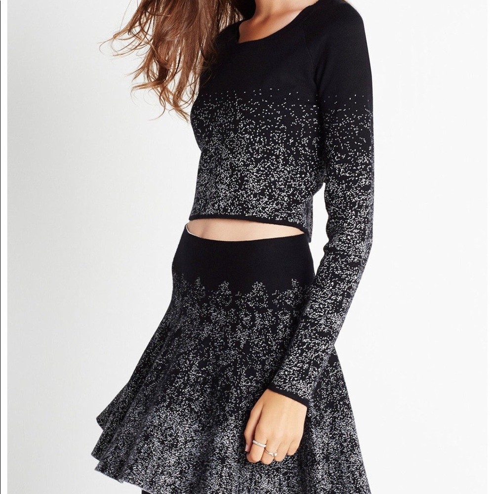 XS Bcbgeneration black and white 2 piece set!
